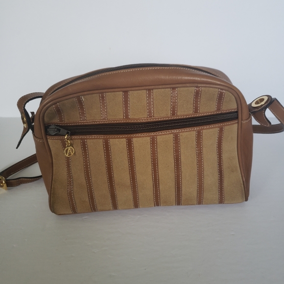 Aldana Made in Italy Leather Shoulder Camera Bag P - Picture 8 of 11